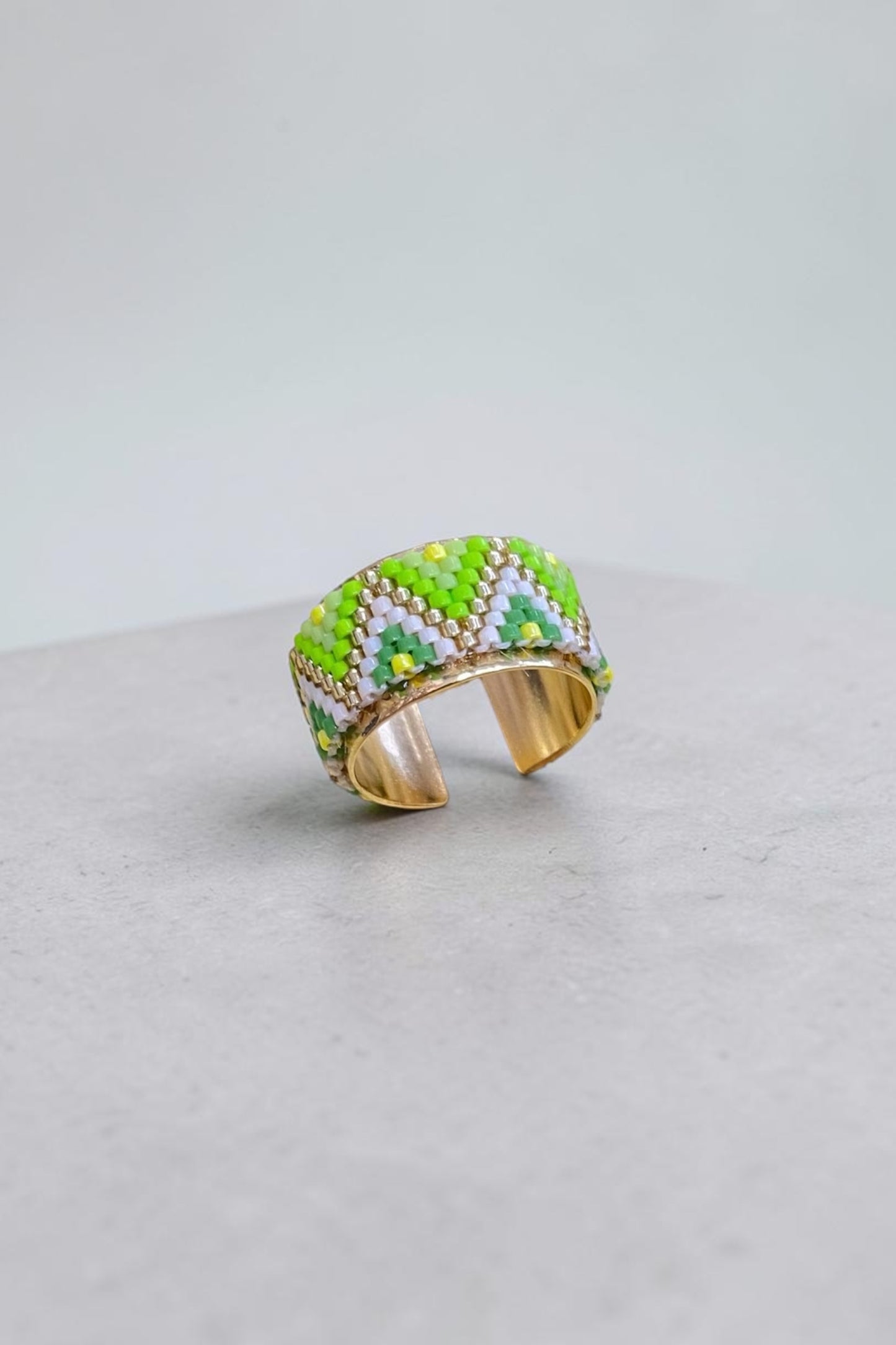 Anillo Miyuki AM083426